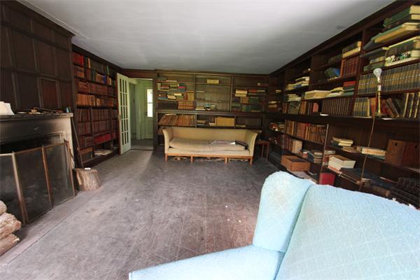 7 Whitcomb Road Dedham, MA 02026 - Photo 6 of 7 Gallery Image 6