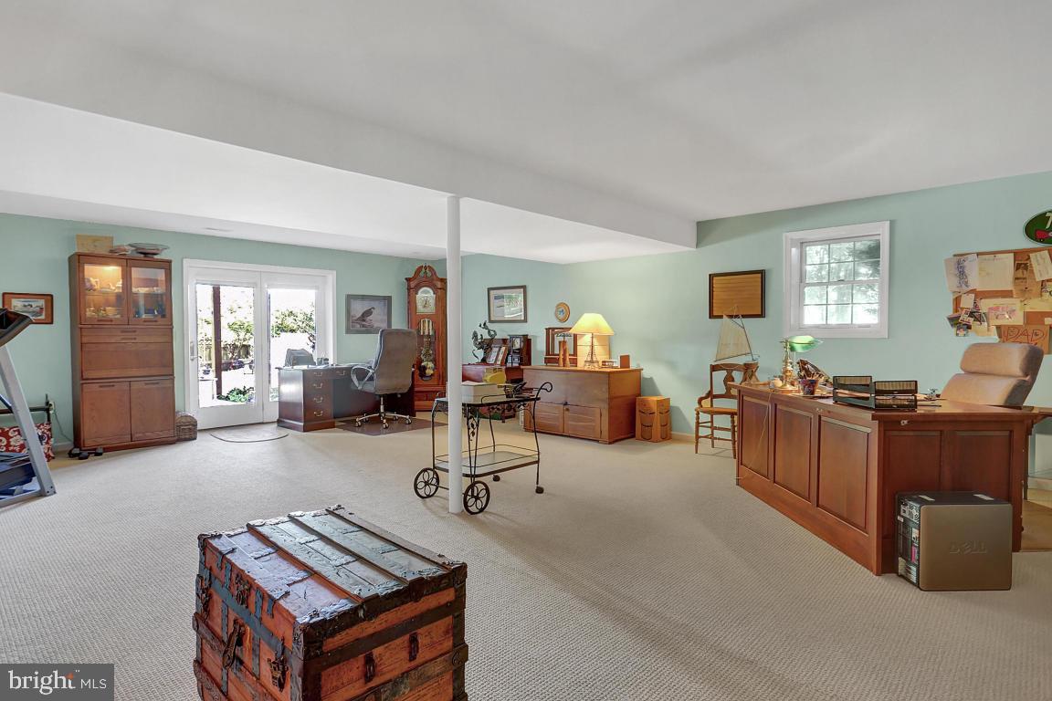 2716 Kreider Road Lititz, PA 17543 - Photo 17 of 35 Gallery Image 17