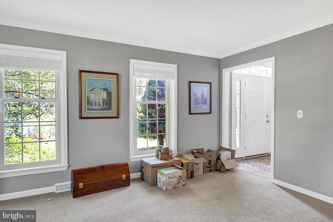 2716 Kreider Road Lititz, PA 17543 - Photo 3 of 35 Gallery Image 3