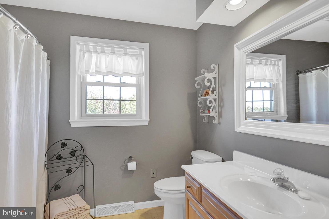 2716 Kreider Road Lititz, PA 17543 - Photo 23 of 35 Gallery Image 23