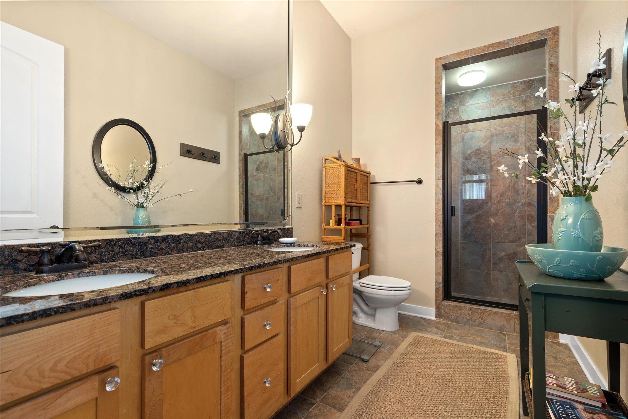 1430 Regency Road, Unit C103 Gulf Shores, AL 36542 - Photo 11 of 29 Bathroom
