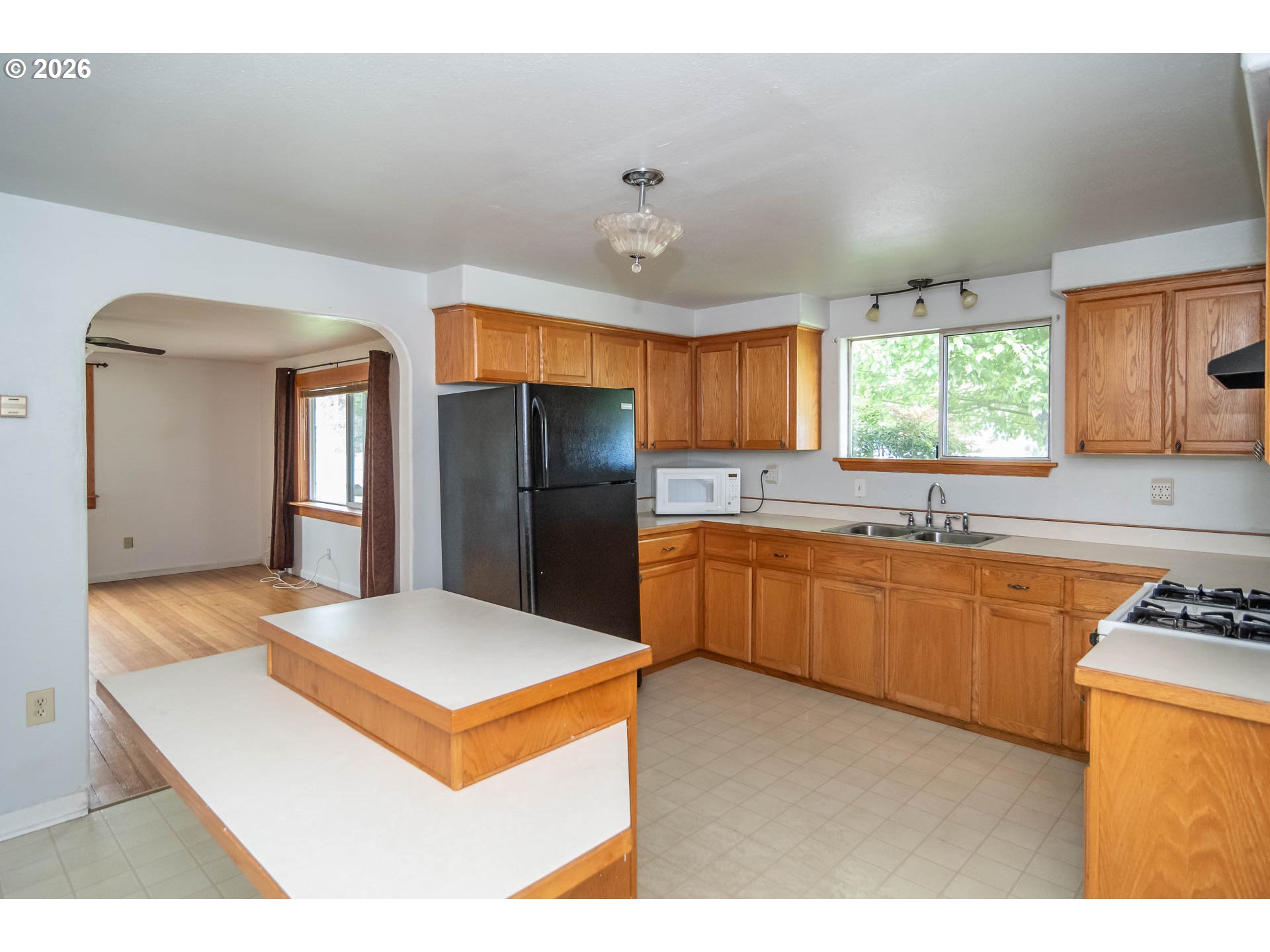 66 Northwest Cary Street Winston, OR 97496 - Photo 12 of 46