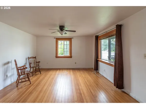 $265,000 | 66 Northwest Cary Street, Winston, OR 97496