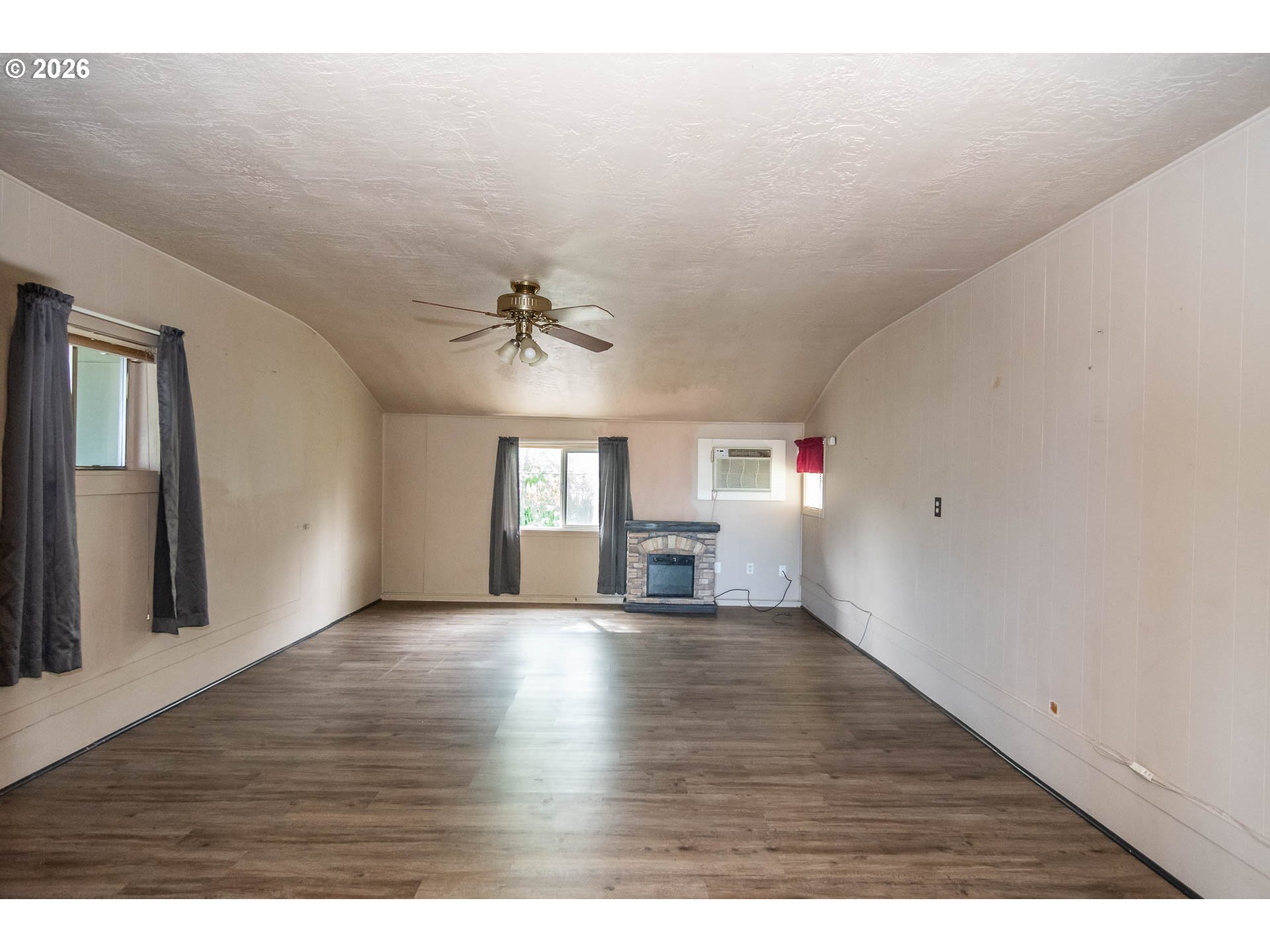 66 Northwest Cary Street Winston, OR 97496 - Photo 7 of 46