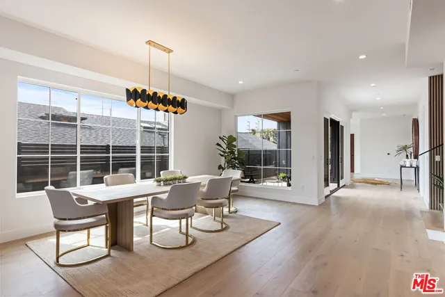 $4,200,000 | 908 Rosecrans Avenue, Manhattan Beach, CA 90266
