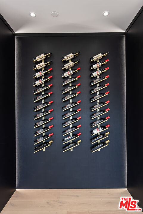 908 Rosecrans Avenue Manhattan Beach, CA 90266 - Photo 17 of 58