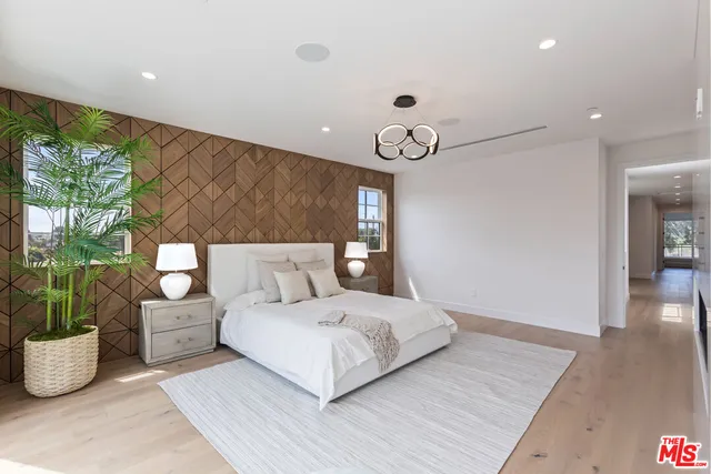 $4,200,000 | 908 Rosecrans Avenue, Manhattan Beach, CA 90266