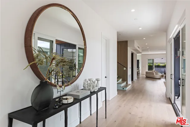 $4,200,000 | 908 Rosecrans Avenue, Manhattan Beach, CA 90266