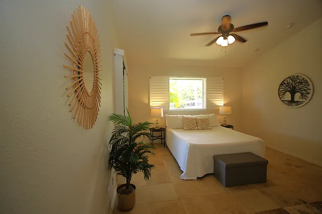 $1,275,000 | 77-221 Hoomohala Road, Kailua-Kona, HI 96740