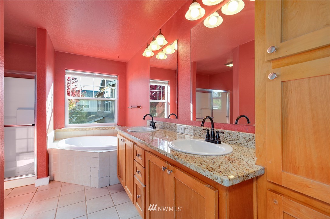 2400 Francis Road Mount Vernon, WA 98273 - Photo 15 of 25 Gallery Image 15