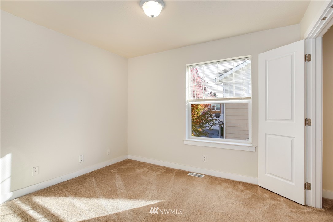 2400 Francis Road Mount Vernon, WA 98273 - Photo 17 of 25 Gallery Image 17