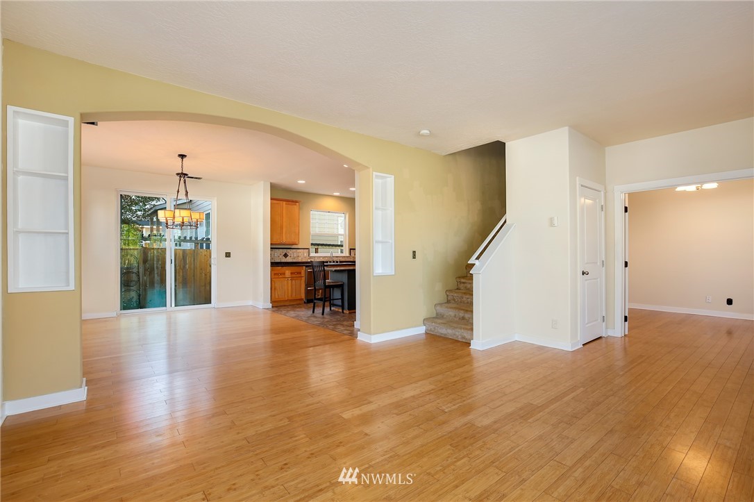 2400 Francis Road Mount Vernon, WA 98273 - Photo 5 of 25 Gallery Image 5