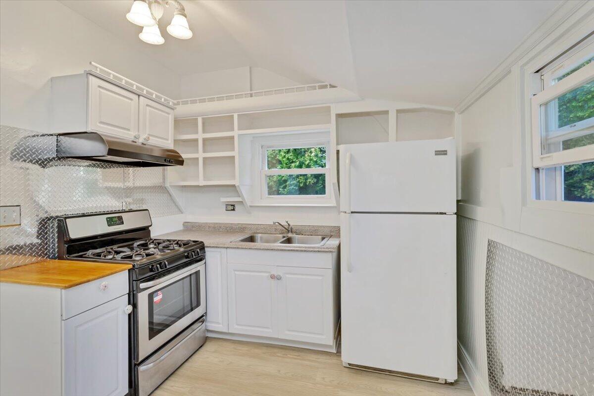 32 Quashnet Road Mashpee, MA 02649 - Photo 13 of 20 23-32Qua-123