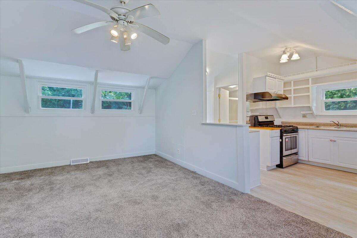 32 Quashnet Road Mashpee, MA 02649 - Photo 3 of 20 11-32Qua-111