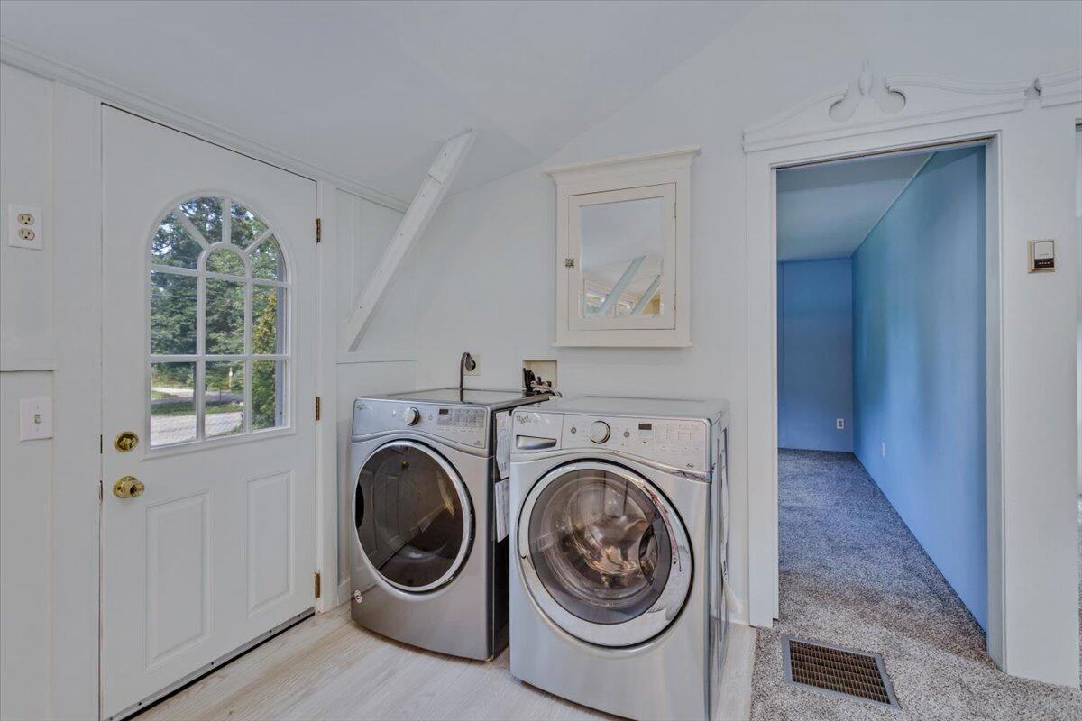 32 Quashnet Road Mashpee, MA 02649 - Photo 5 of 20 13-32Qua-113