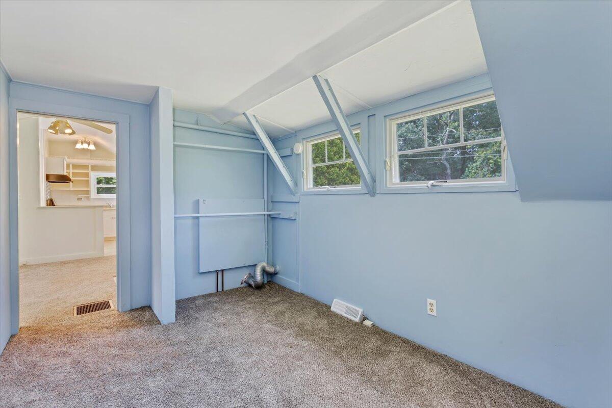 32 Quashnet Road Mashpee, MA 02649 - Photo 10 of 20 18-32Qua-118