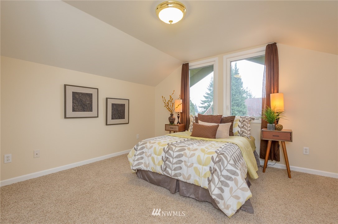 1920 North 40th Street Seattle, WA 98103 - Photo 14 of 25 Gallery Image 14