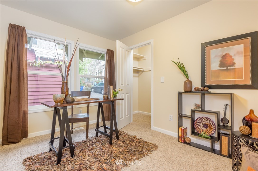 1920 North 40th Street Seattle, WA 98103 - Photo 19 of 25 Gallery Image 19