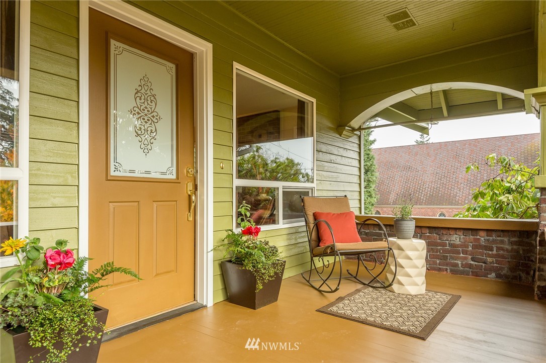 1920 North 40th Street Seattle, WA 98103 - Photo 3 of 25 Gallery Image 3
