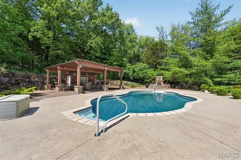 $795,000 | 1639 Misty Hollow Court, Wildwood, MO 63038