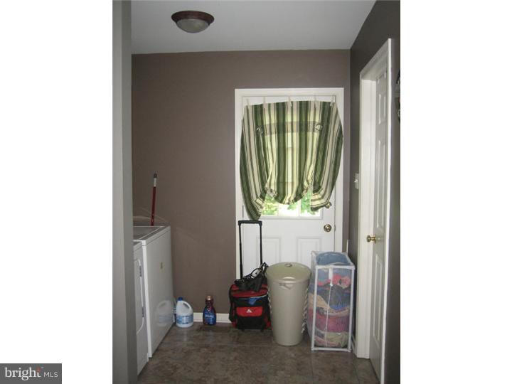 37 Winding Road Pottstown, PA 19464 - Photo 9 of 13 Gallery Image 9