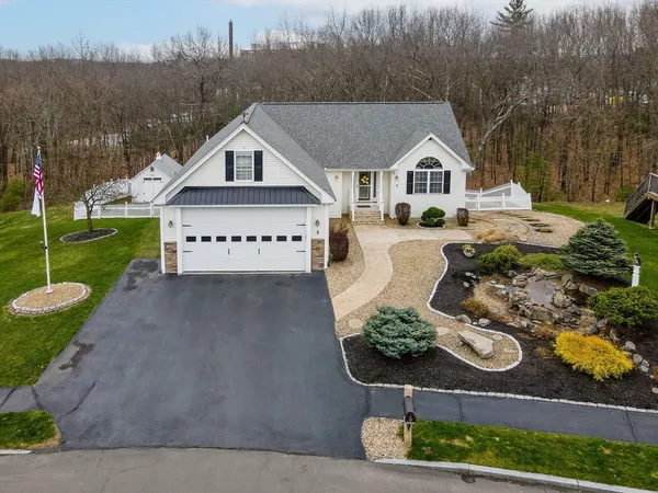 $774,900 | 5 Patriot Way, Lowell, MA 01854
