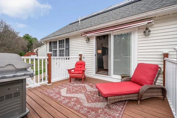 $774,900 | 5 Patriot Way, Lowell, MA 01854