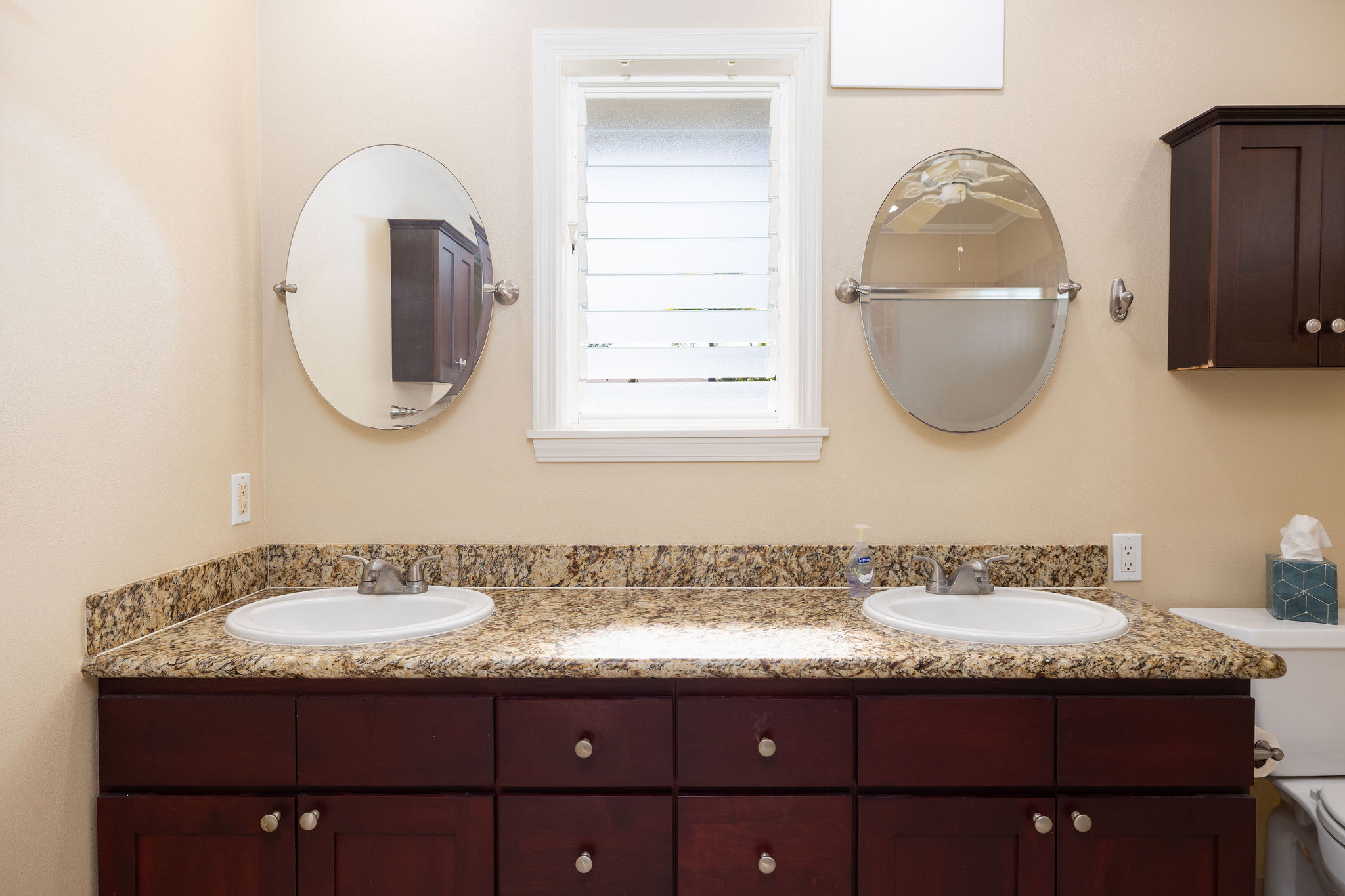 77-267 Hoomohala Road Kailua-Kona, HI 96740 - Photo 19 of 30 a bathroom with a sink and a mirror
