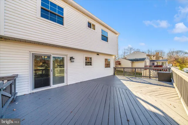 a view of house with yard