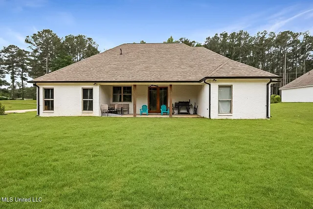 $432,500 | 1622 Old Lake Road, Brandon, MS 39042