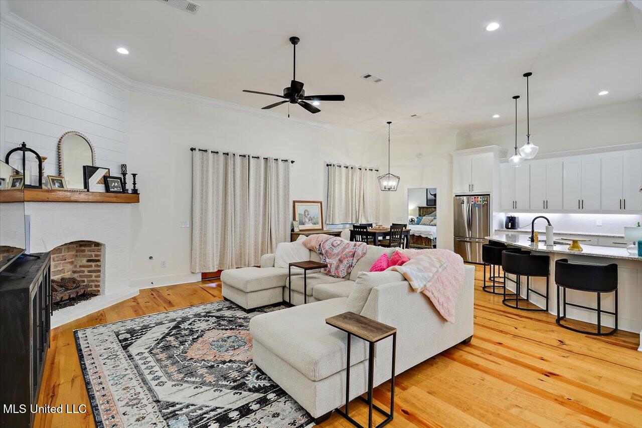 1622 Old Lake Road Brandon, MS 39042 - Photo 5 of 36 05-1622 Old Lake Rd