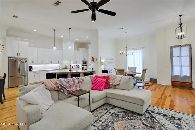 $432,500 | 1622 Old Lake Road, Brandon, MS 39042