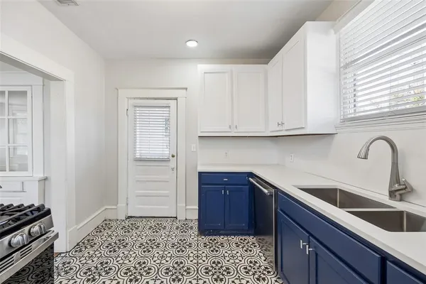 $2,725 | 2605 Hibernia Street, Dallas, TX 75204