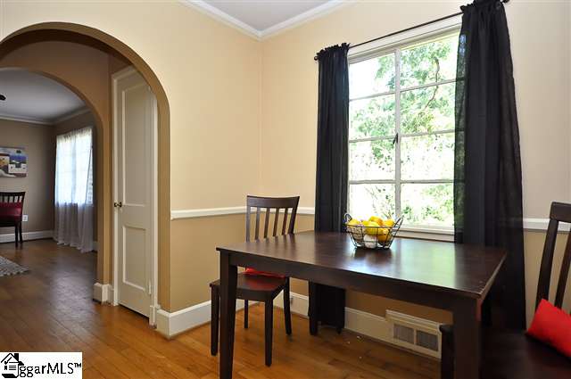 600 University Ridge, Unit 19 Greenville, SC 29601 - Photo 5 of 25 Gallery Image 5