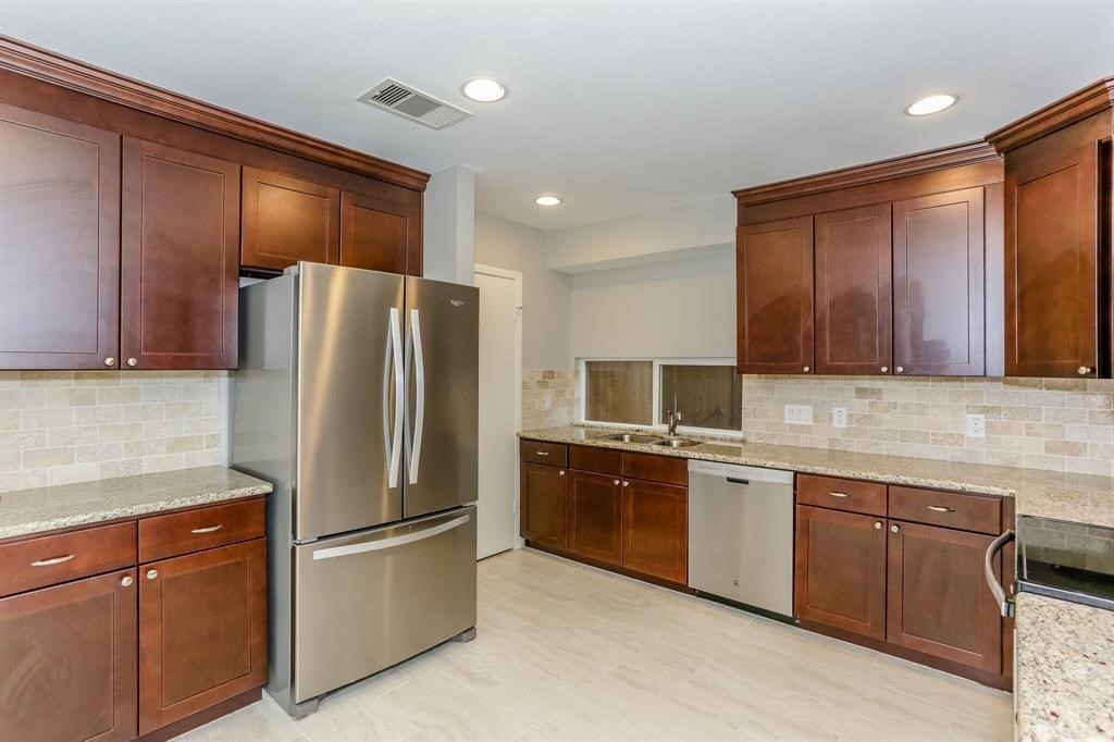 1918 Branard Street Houston, TX 77098 - Photo 11 of 23
