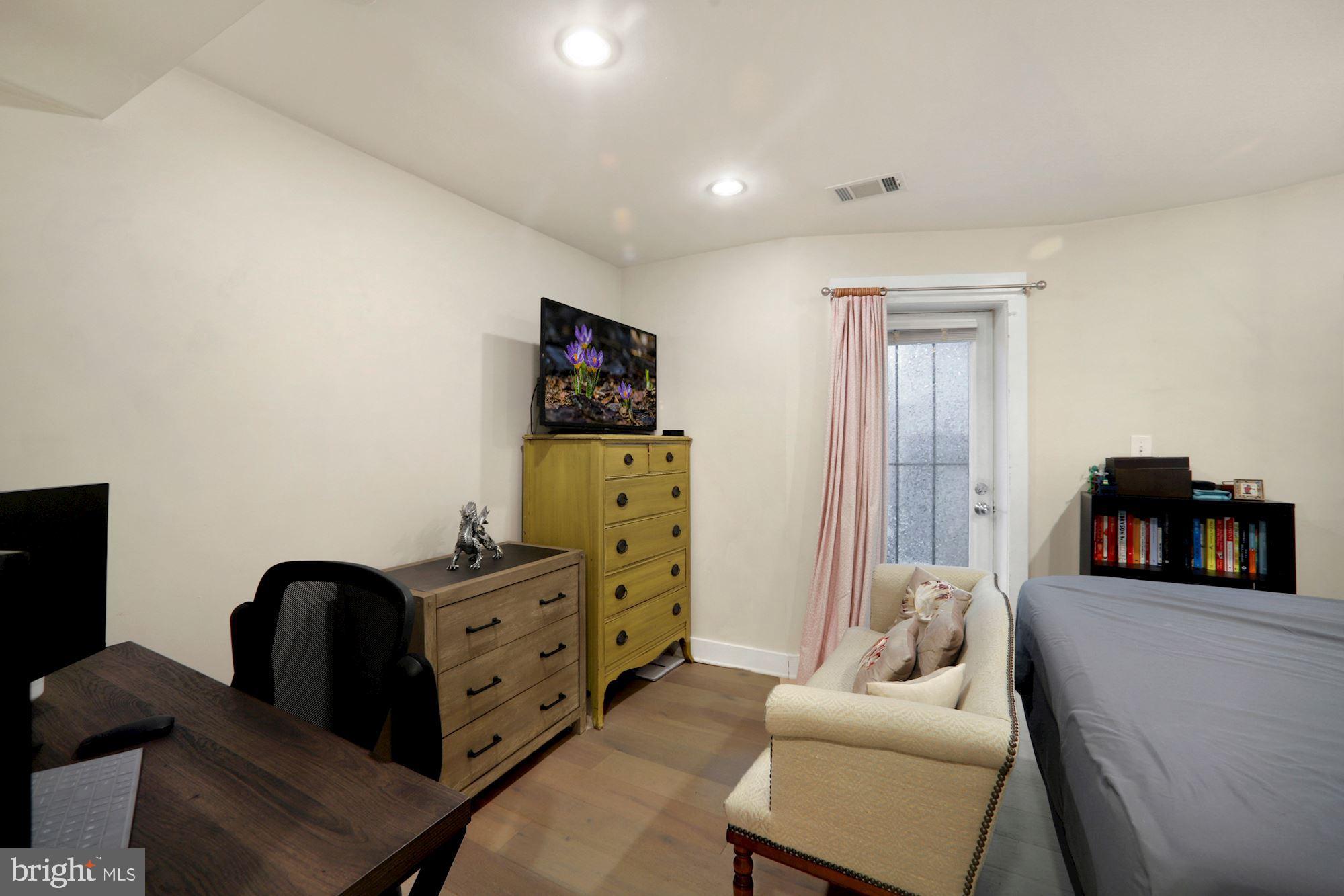 1842 California Street Northwest, Unit 4B Washington, DC 20009 - Photo 27 of 37