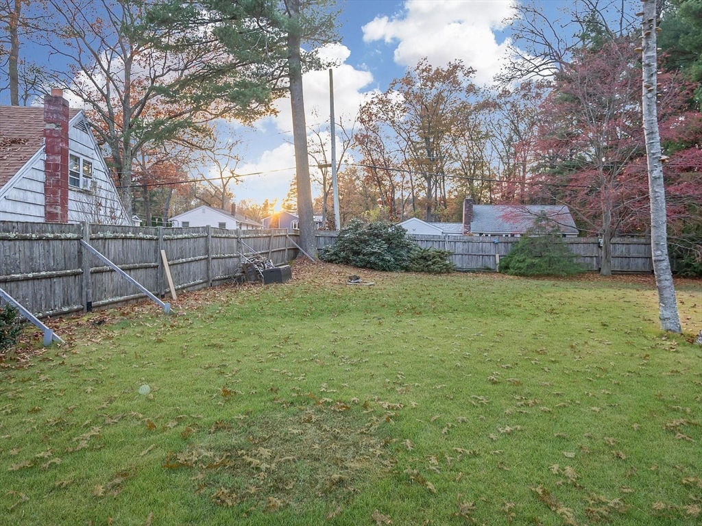 14 Endmoor Road Westford, MA 01886 - Photo 33 of 34