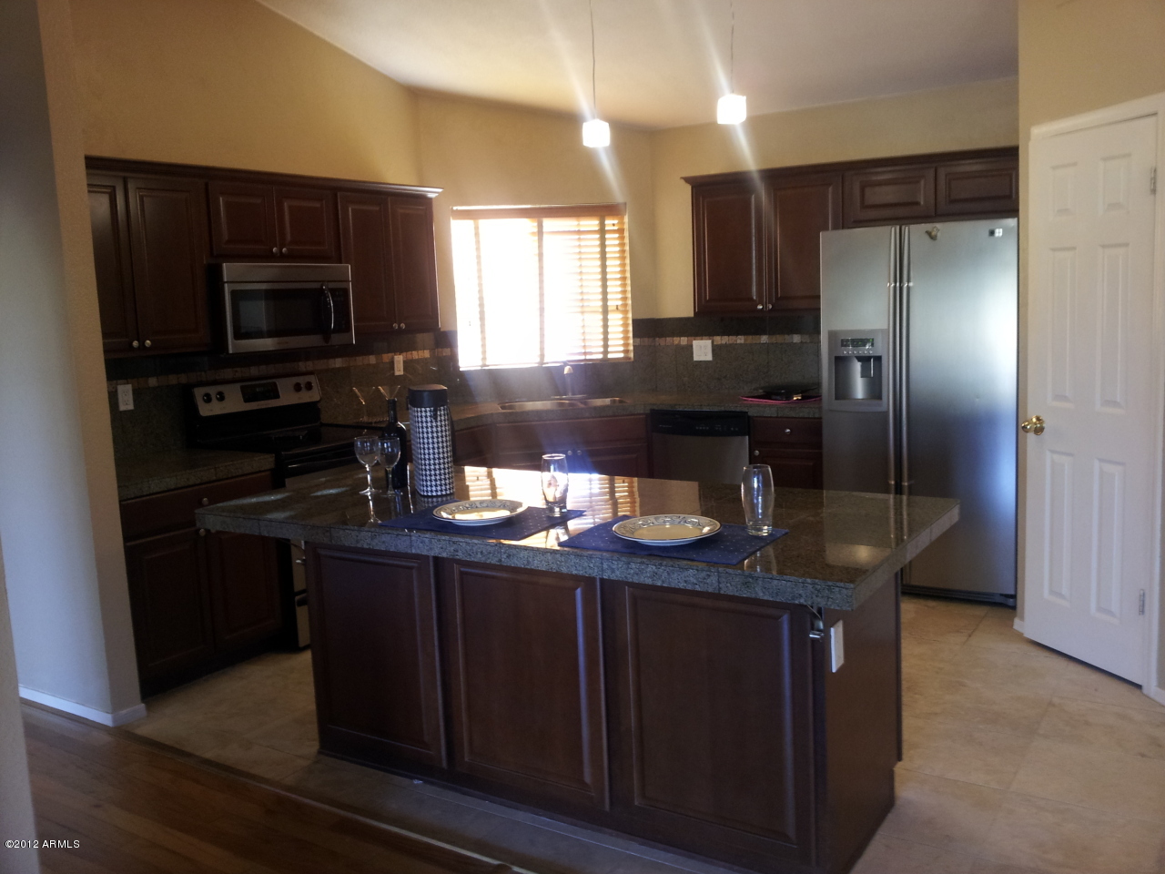 4227 East Frye Road Phoenix, AZ 85048 - Photo 2 of 10 1