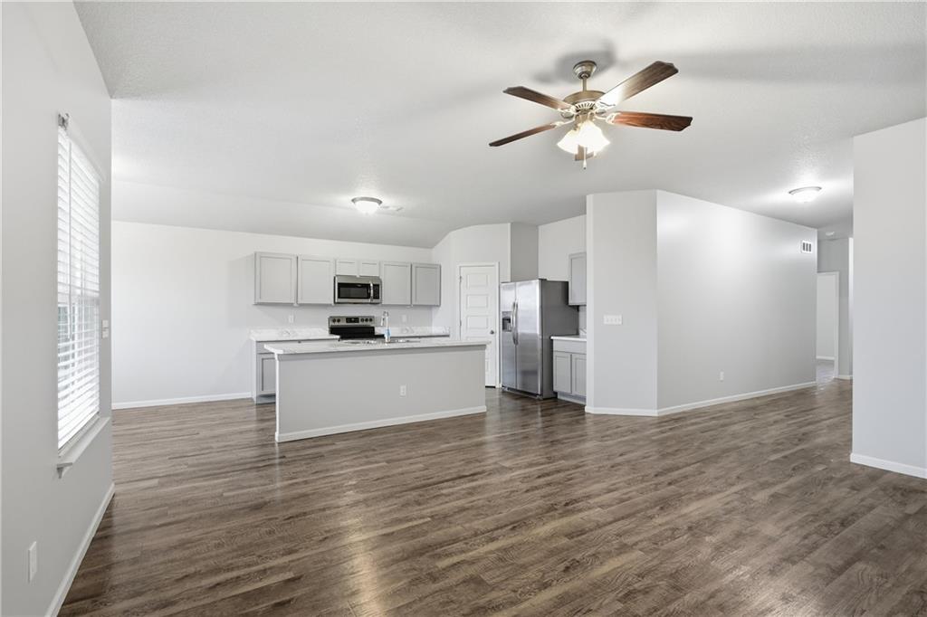 21832 South Franklin Street Spring Hill, KS 66083 - Photo 8 of 28
