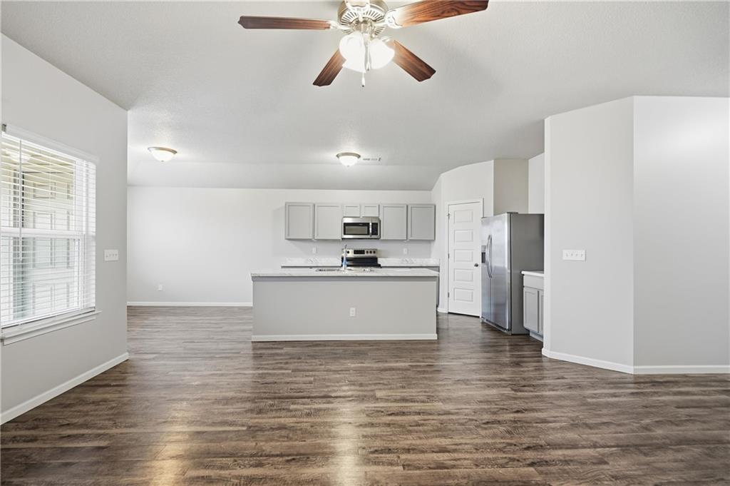 21832 South Franklin Street Spring Hill, KS 66083 - Photo 9 of 28