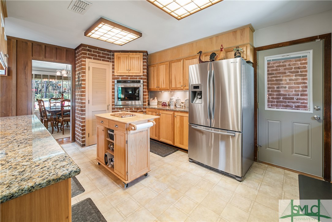 362 Island Road Savannah, GA 31406 - Photo 4 of 30