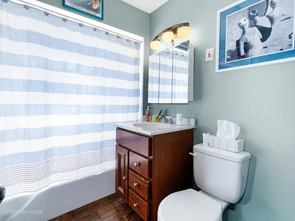 $889,000 | 422 South Madison Avenue, La Grange, IL 60525