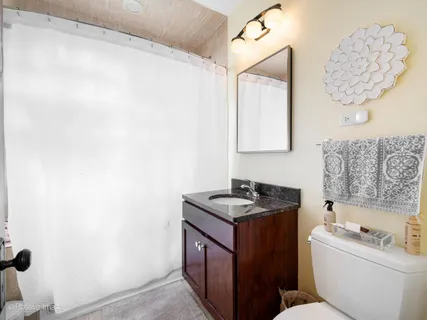 $889,000 | 422 South Madison Avenue, La Grange, IL 60525