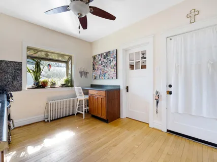 $889,000 | 422 South Madison Avenue, La Grange, IL 60525