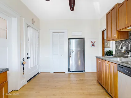 $889,000 | 422 South Madison Avenue, La Grange, IL 60525