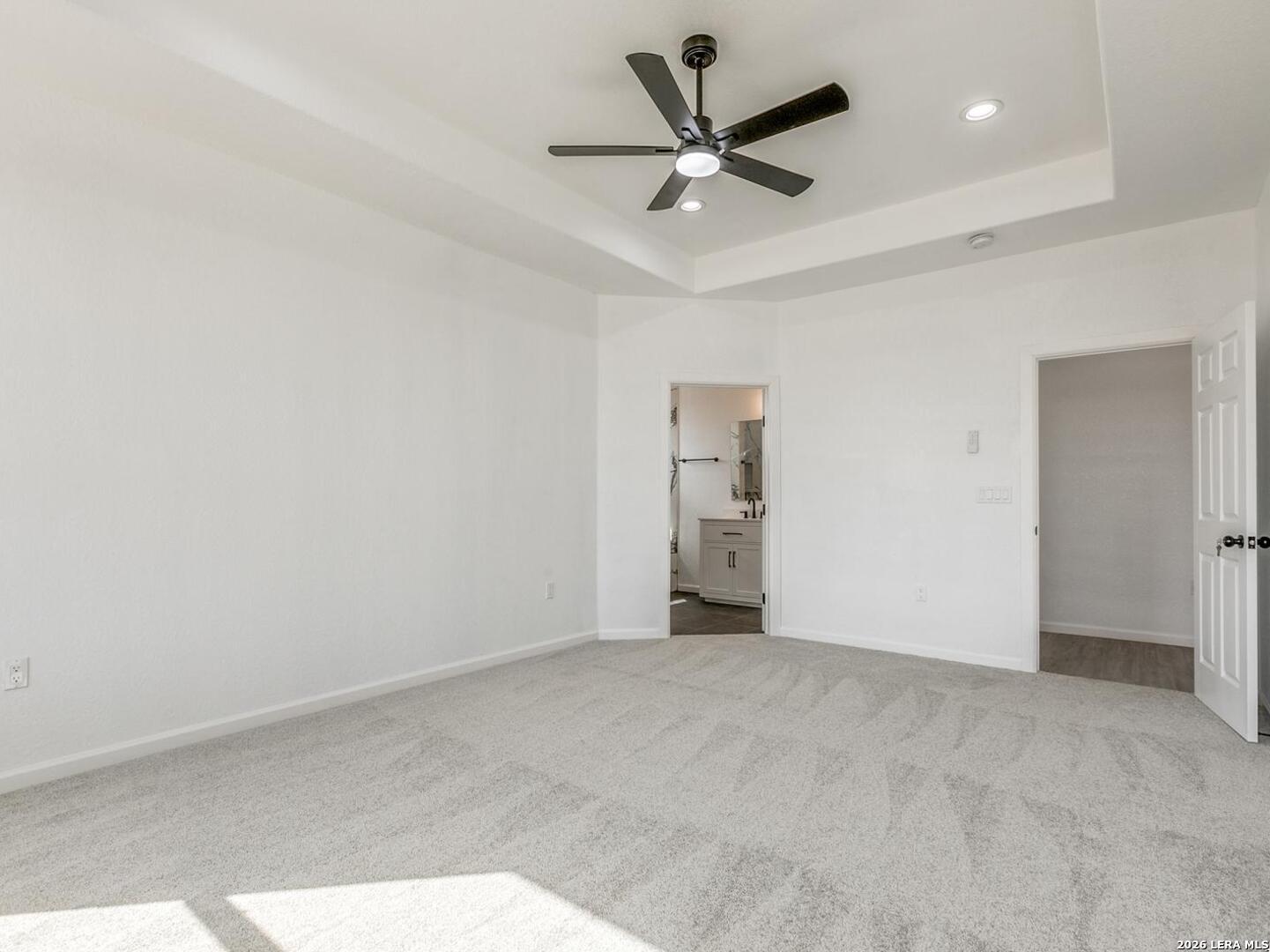 104 Flor Del Sol Road San Antonio, TX 78264 - Photo 14 of 20