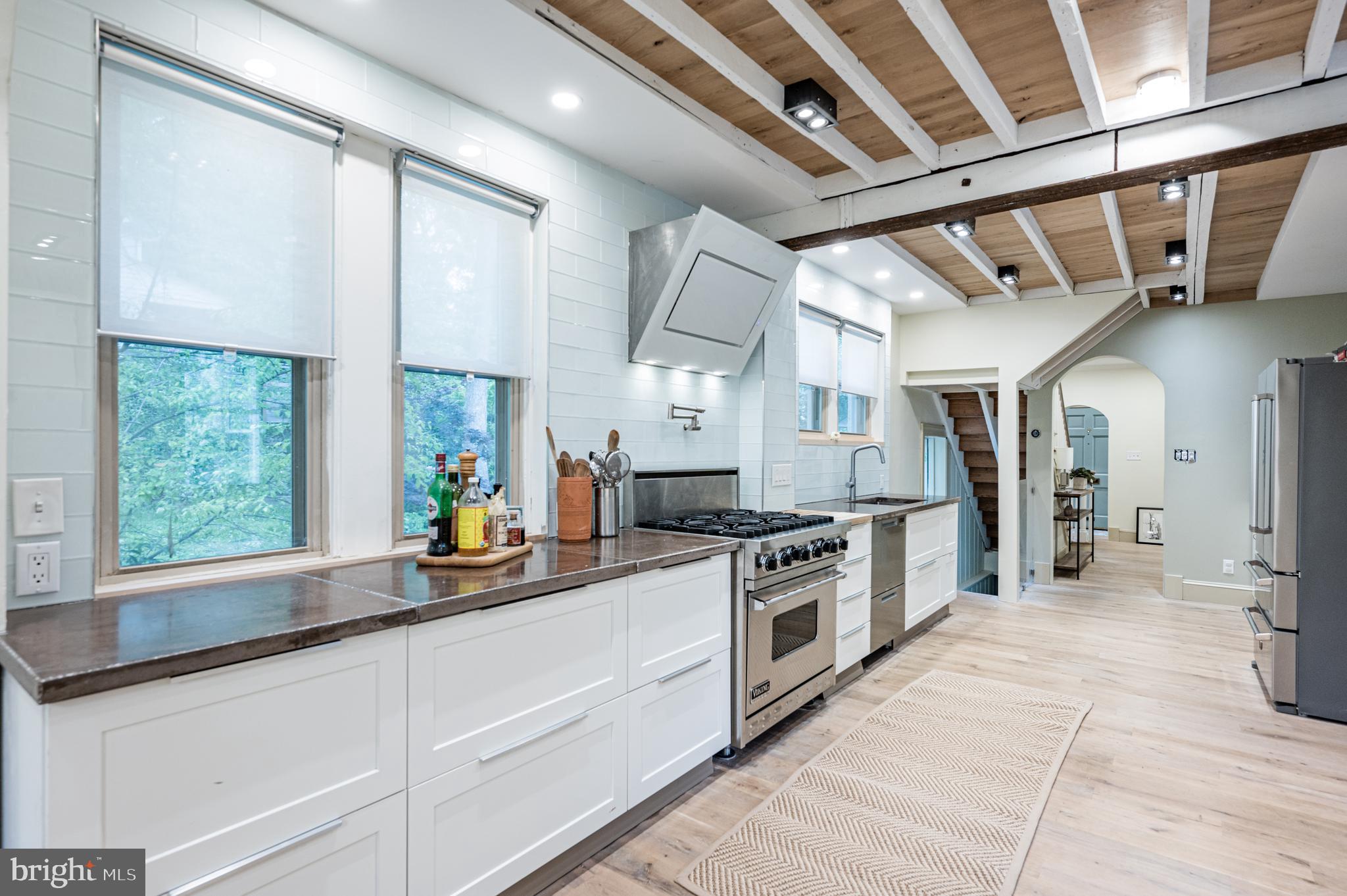 2244 Crest Road Baltimore, MD 21209 - Photo 17 of 88