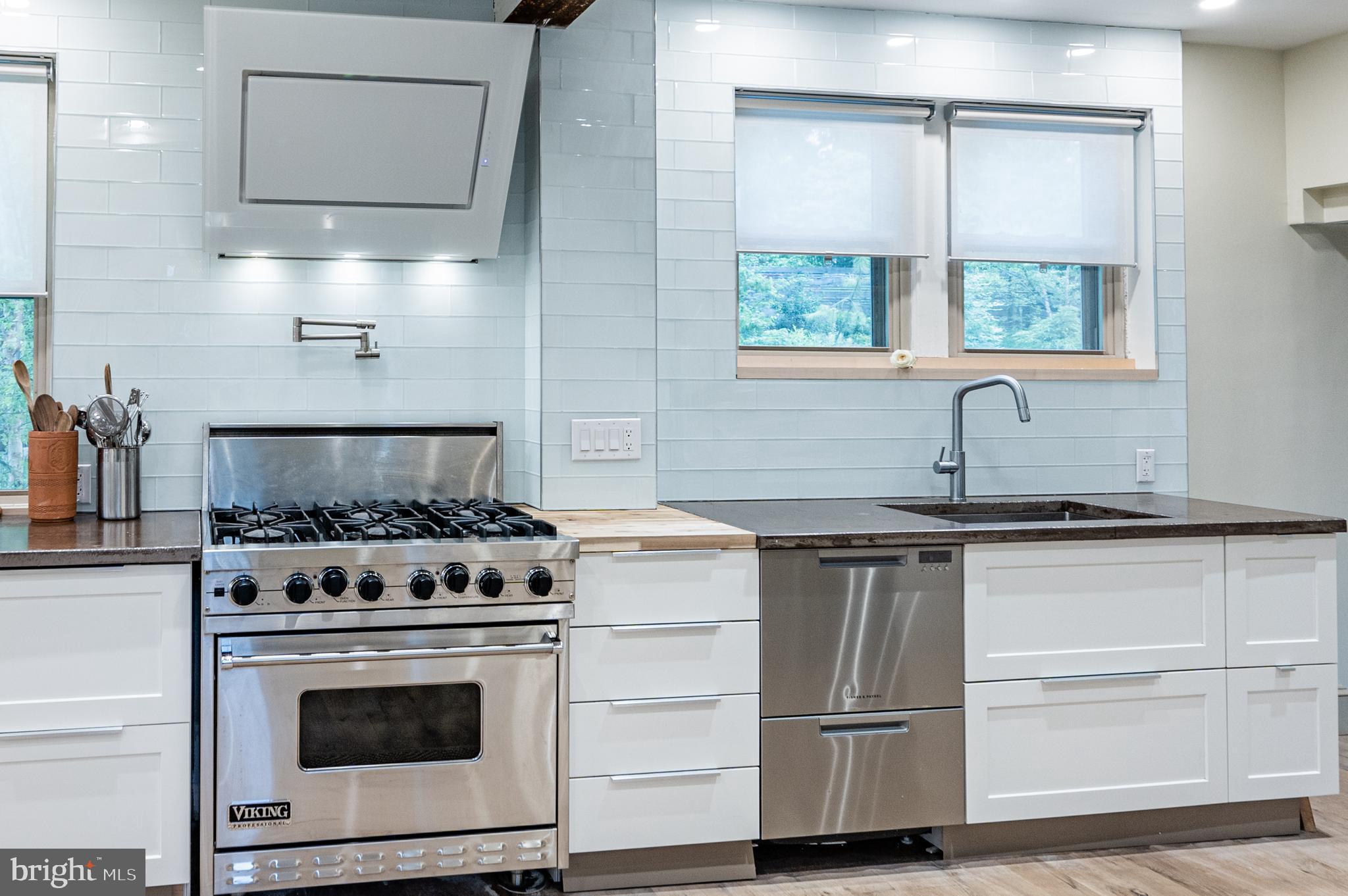 2244 Crest Road Baltimore, MD 21209 - Photo 20 of 88