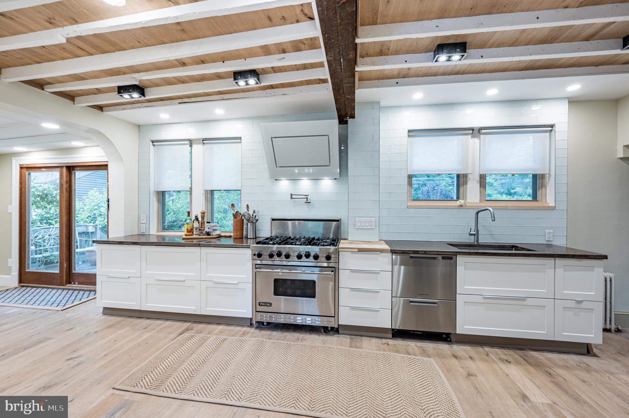 2244 Crest Road Baltimore, MD 21209 - Photo 21 of 88