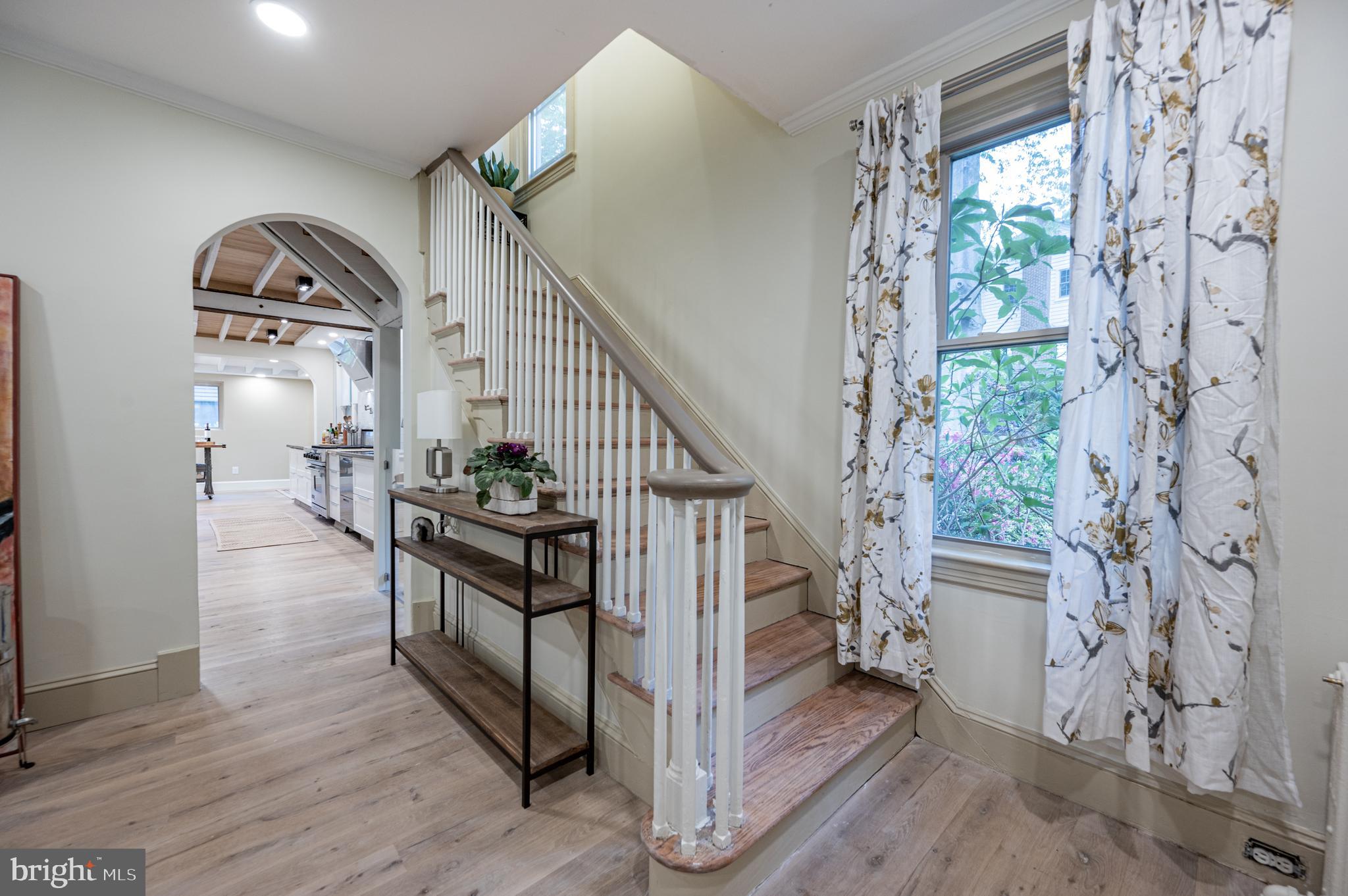 2244 Crest Road Baltimore, MD 21209 - Photo 35 of 88